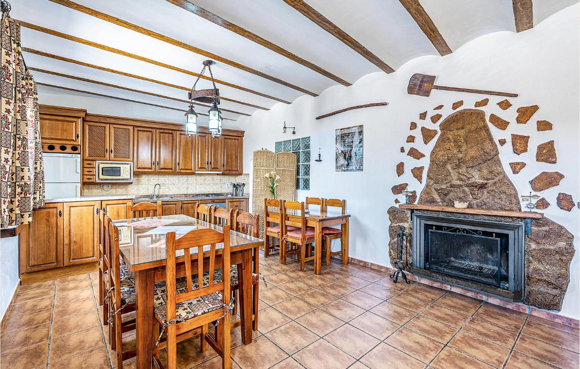 Beautiful Home In Cuevas Del Campo Bagian luar foto